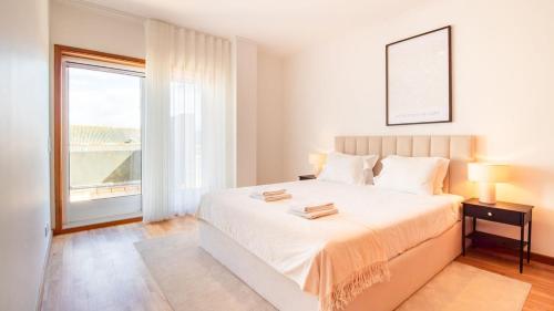 Seaside Living by LovelyStay