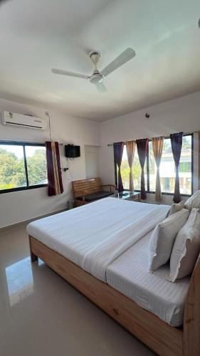 Gallery image of Vibhuvan Resort in Chitrāwal