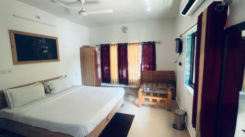 Gallery image of Vibhuvan Resort in Chitrāwal