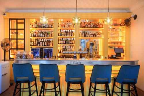 Lounge oder Bar in der Unterkunft LOU CALEN