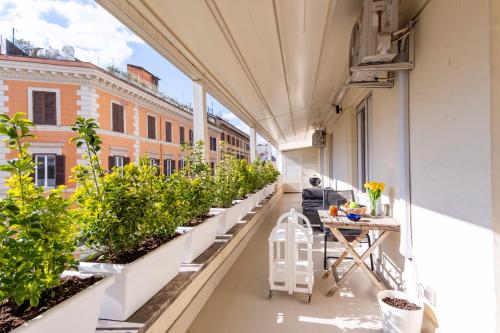 Elegantis Penthouse in the Heart of Rome With Private Terrace and View