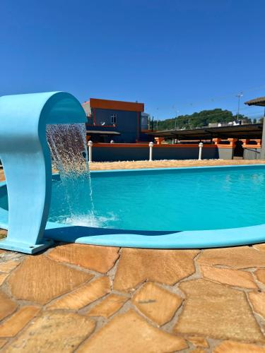 Kolam renang di atau dekat dengan PORTAL PARQUE HOTEL
