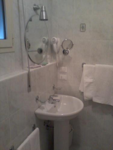 Gallery image of Hotel Miravalle 2000 in Lizzano in Belvedere