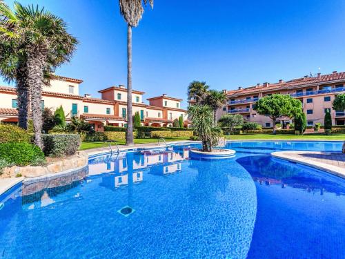 Apartment Port Pals family terrace & garden by Interhome