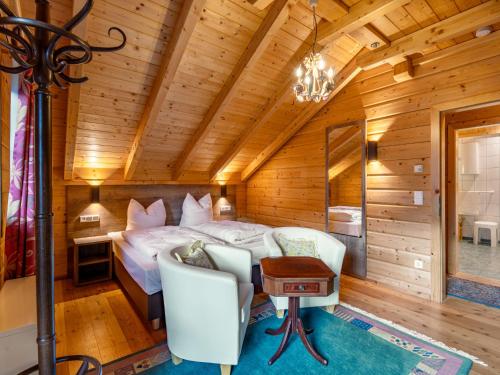 Postel nebo postele na pokoji v ubytování Holiday Home Karin by Interhome