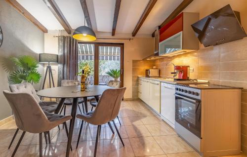 Awesome Apartment In Labin