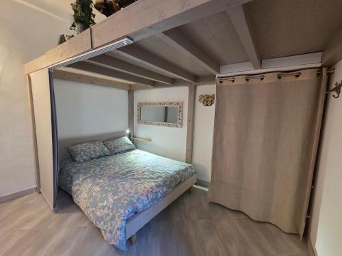 Meynadier 66 - Appartement Très Calme avec Cour Privative, Plage, Gare, Palais à 300m