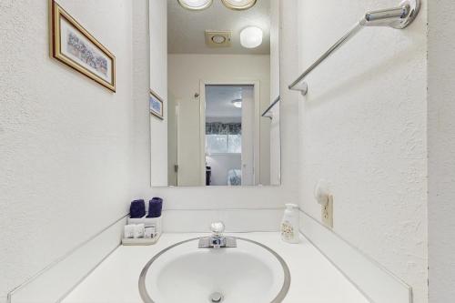 Ένα μπάνιο στο Quail Haven Retreat