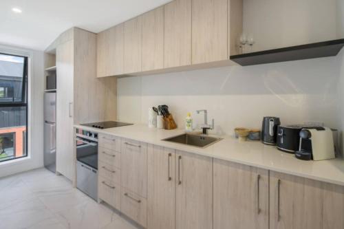 Η κουζίνα ή μικρή κουζίνα στο The Taita Loft