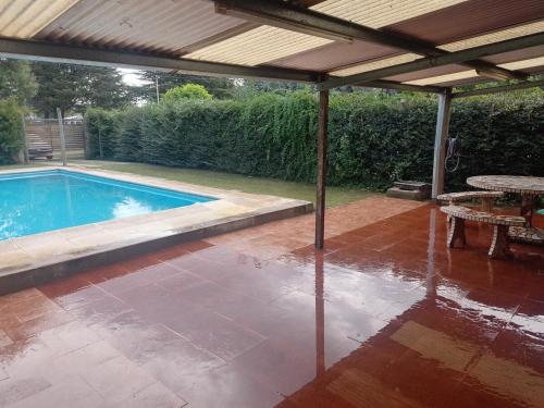 Piscina en o cerca de Casa quinta barrio real