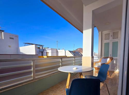 Casita Canaria Playa Beachfront Access & Lateral Ocean View With Terrace