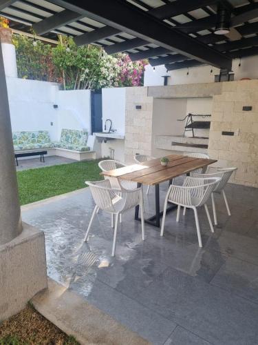 Fotografie z fotogalerie ubytování House in Cuernavaca near Teques v destinaci Alpuyeca