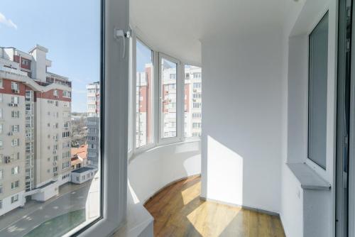 Galería fotográfica de Centr Lev Tolstoi LuxRent en Chişinău