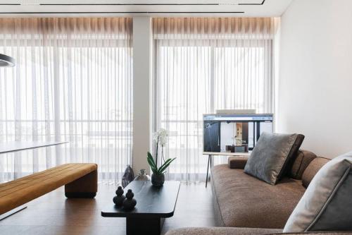 5BD Luxury Penthouse with Sea View