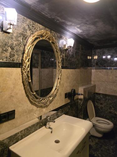 Ένα μπάνιο στο KLC Apart Otel