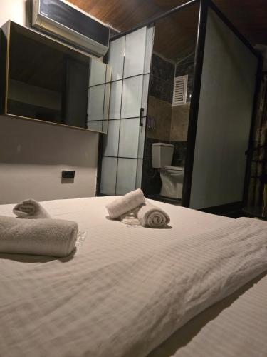 Ένα ή περισσότερα κρεβάτια σε δωμάτιο στο KLC Apart Otel