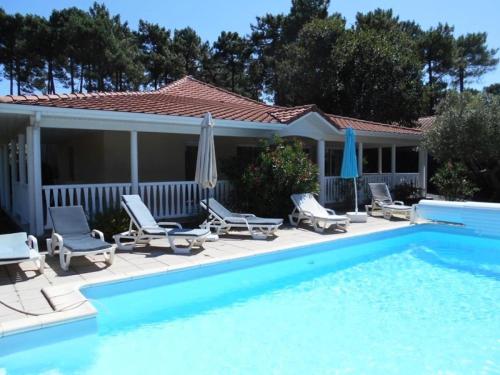 Résidence Eden Parc - Superbe villa avec piscine chauffée pour 8 personnes Lacanau Océan MAE-0631