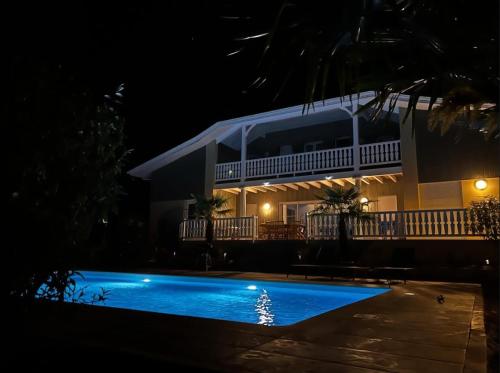 Résidence Atlantic Green - Villa spacieuse avec piscine chauffée pour 10 personnes Lacanau Océan MAE-0951