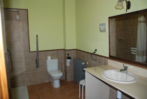 Koupelna v ubytování La Casona de Amaido