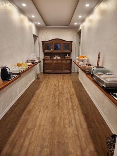 a large room with a buffetasteryasteryasteryasteryasteryasteryasteryasteryasteryastery at Bed and Breakfast Am Knittenberg in Winterberg