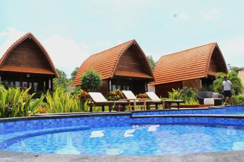 Piscina en o cerca de Reynten Hill