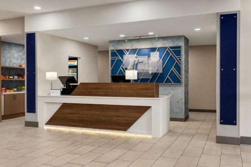 Lobby/Rezeption in der Unterkunft Holiday Inn Express & Suites Forrest City by IHG