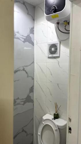 Kaltors Mini Apartmentにあるバスルーム