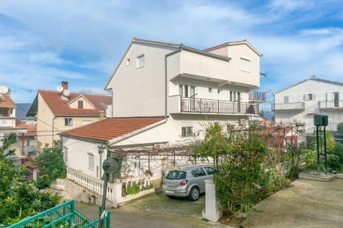 Apartments by the sea Mastrinka, Ciovo - 23823