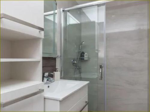 Apartments Dub - Comfort One-Bedroom Apartment with Shared Terrace no 1