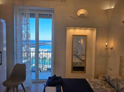 Letto o letti in una camera di Capri Aquarium Family