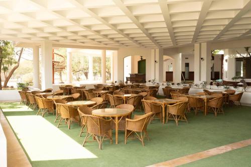 Restaurace v ubytování Arbian Sea Country Club