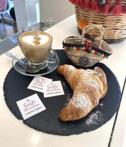 Đồ ăn tại/gần nhà khách