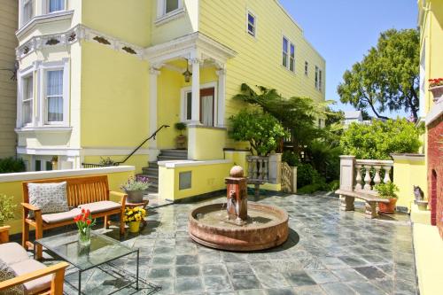 Parker Guest House Image