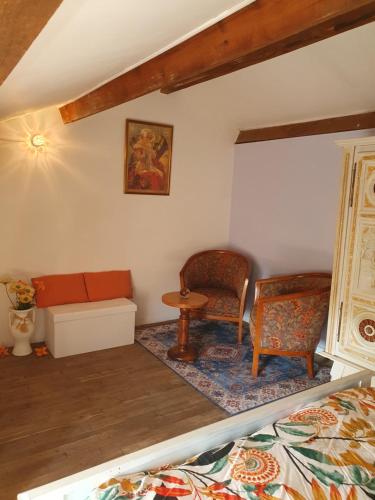 Photo de la galerie de l'établissement LA COCCIGROLE digitale détox, à Aubigny