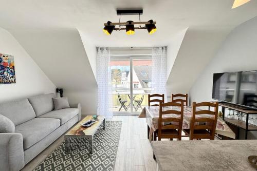 Χώρος καθιστικού στο Charmant T2 cosy - Balcon - 300m des plages