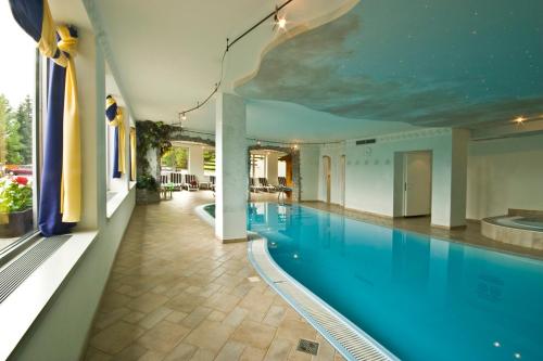 Bazén v ubytování Alpenhotel Ratsberg 1650m nebo v jeho okolí