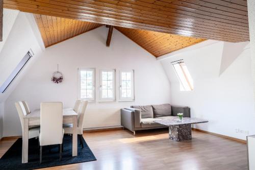 Ruang duduk di Private Apartment