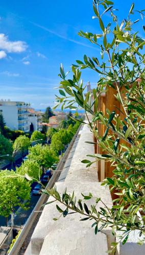 une installation sur le côté d’une paroi dans l'établissement Nice Cimiez Little Studio Sea View, à Nice
