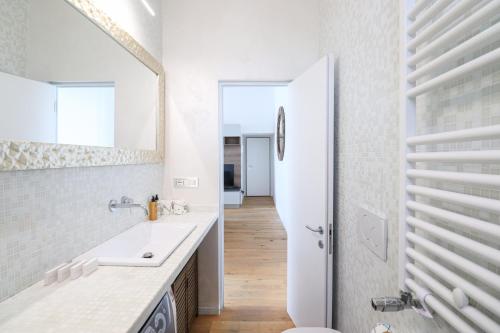 Lux San Pietro Apartment