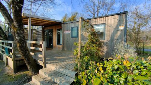 Mobilhome de charme au bord du Lac