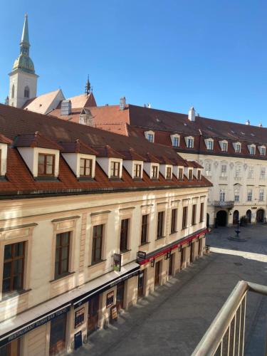 Budova, v ktorej sa apartmán nachádza