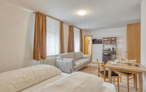 Posezení v ubytování Lovely Apartment In Bischofsheim