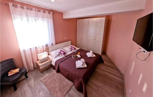 Lovely Apartment In Pula