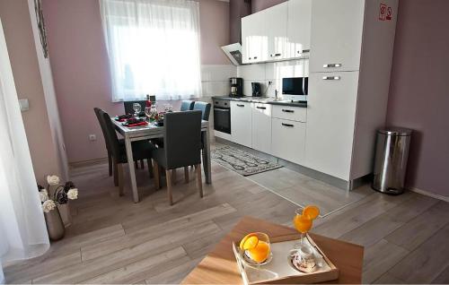 Lovely Apartment In Pula