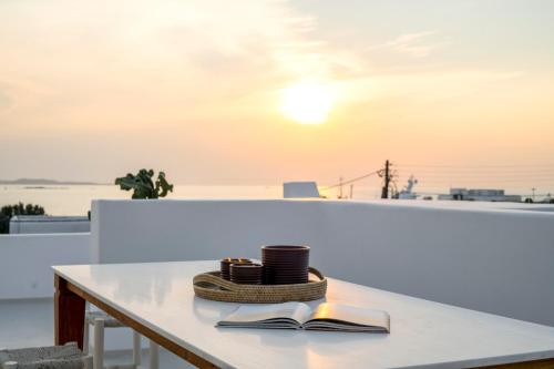 Simple House Mykonos Sunset
