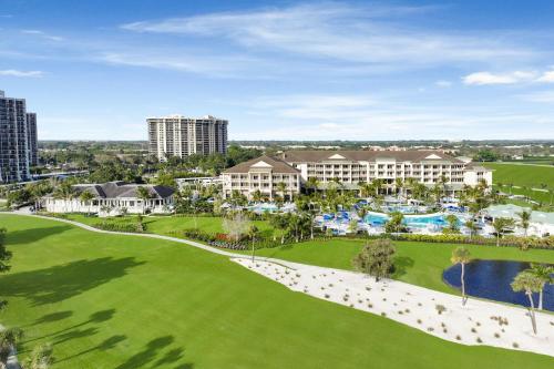 The Belgrove Resort & Spa, West Palm Beach, Autograph Collectionの敷地内または近くにあるプール