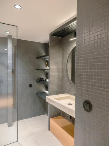 Chic 1BR Duplex w/AC Santa Catarina | By Airnest