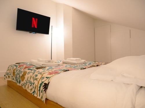 Chic 1BR Duplex w/AC Santa Catarina | By Airnest