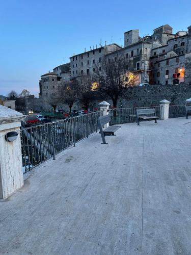 Το κτήριο όπου στεγάζεται  το διαμέρισμα