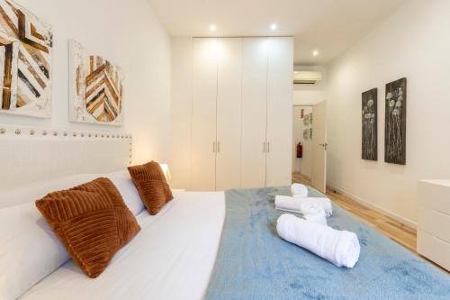 For You Rentals NEW Design Apartment TEMPORAL Puerta del Sol PRE104A